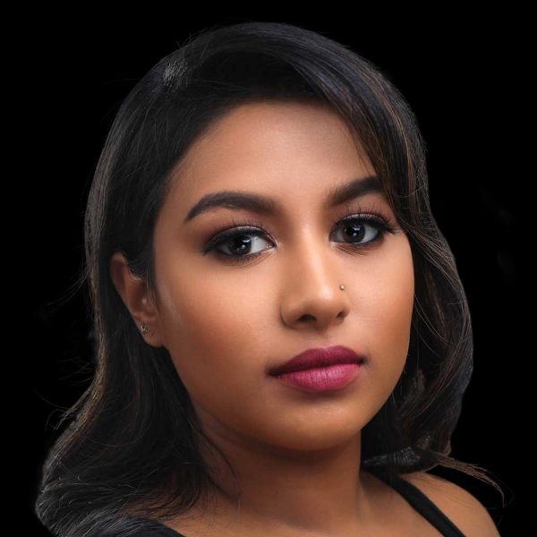 Savage Mode Lip gloss model 2